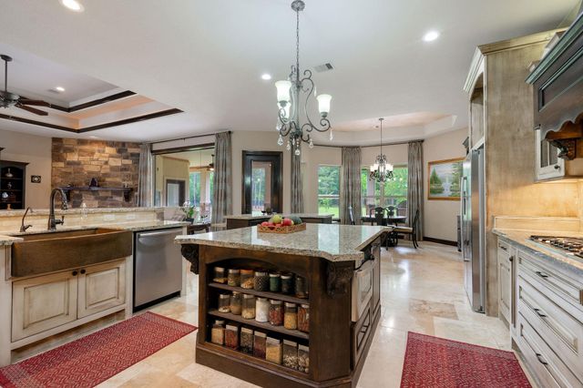 27611 Wishing Oak Landing, Spring, TX 77386