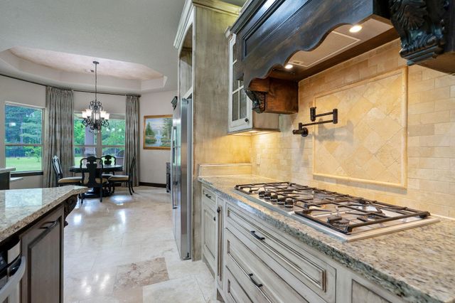 27611 Wishing Oak Landing, Spring, TX 77386