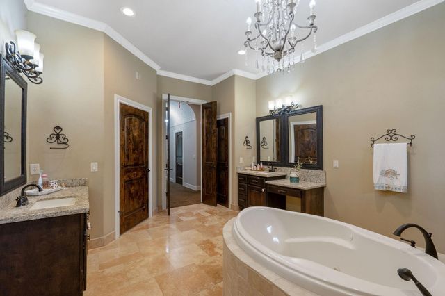 27611 Wishing Oak Landing, Spring, TX 77386