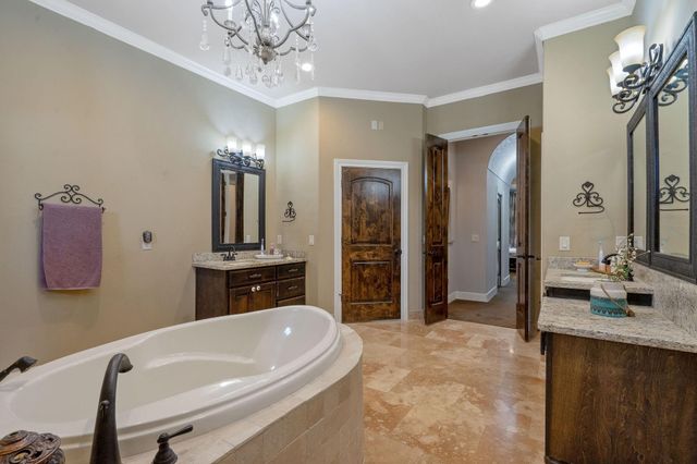 27611 Wishing Oak Landing, Spring, TX 77386