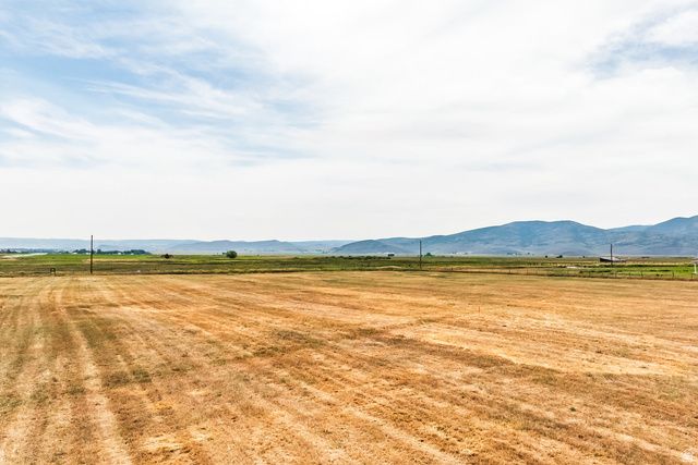 364 W ROB YOUNG LN, Oakley, UT 84055