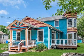 19 CENTER ST, Barnegat, NJ 08005