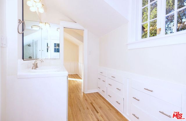 1205 Oak Hill Avenue, South Pasadena, CA 91030