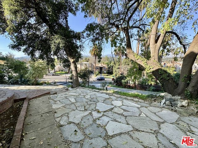 1205 Oak Hill Avenue, South Pasadena, CA 91030