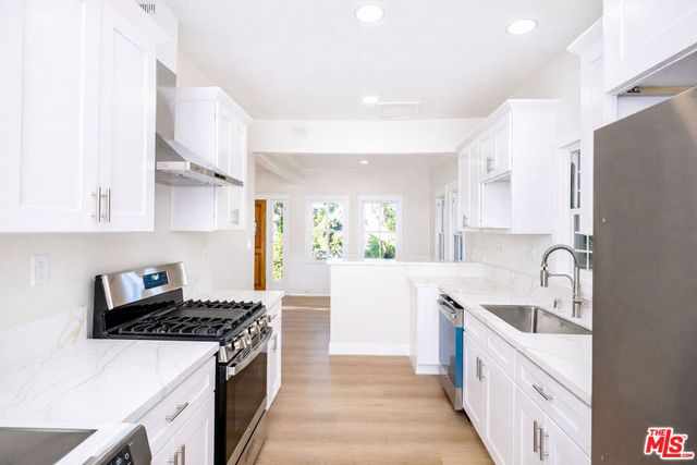 1205 Oak Hill Avenue, South Pasadena, CA 91030