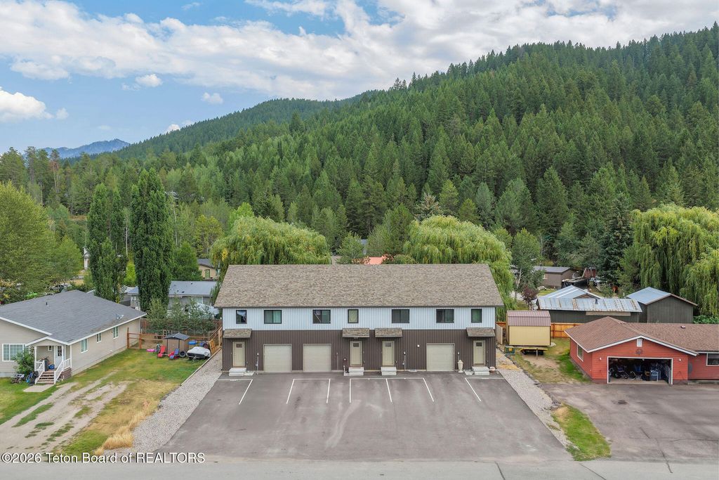 161 ALPINE Drive, Alpine, WY 83128 photo 2