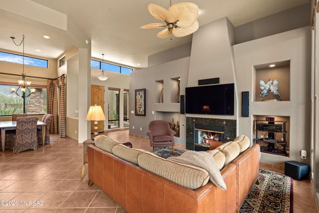 5629 W Silent Wash Place, Marana, AZ 85658