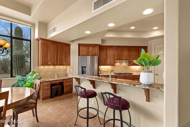 5629 W Silent Wash Place, Marana, AZ 85658