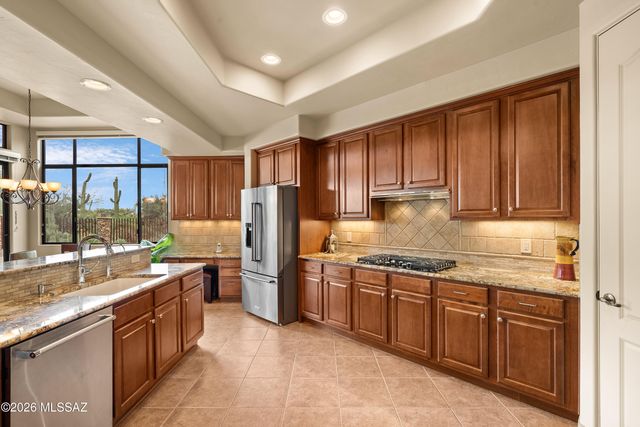 5629 W Silent Wash Place, Marana, AZ 85658