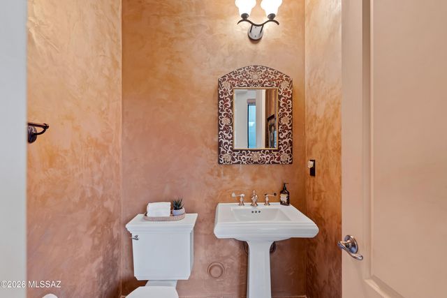 5629 W Silent Wash Place, Marana, AZ 85658