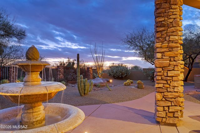 5629 W Silent Wash Place, Marana, AZ 85658