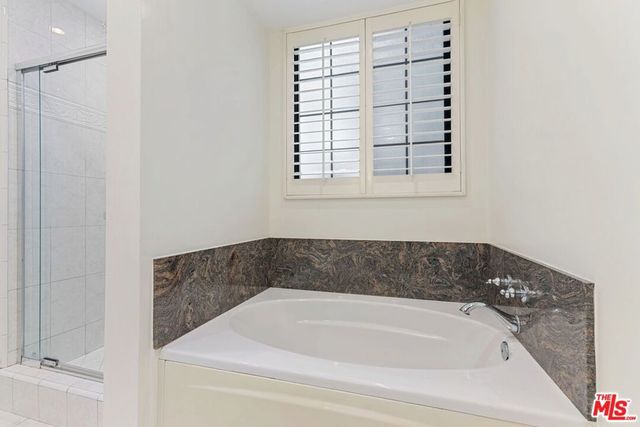 2031 S Bentley Avenue 107, Los Angeles, CA 90025