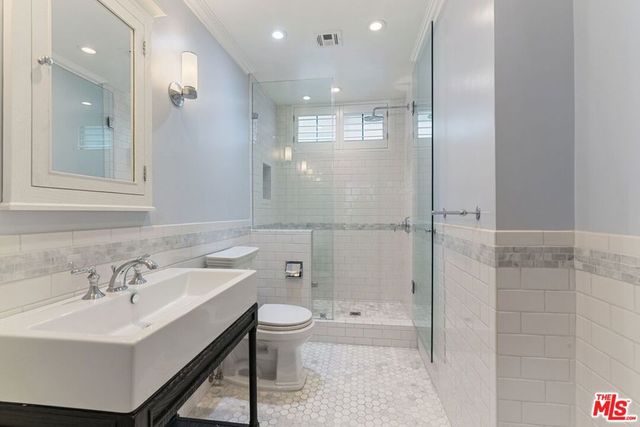2031 S Bentley Avenue 107, Los Angeles, CA 90025