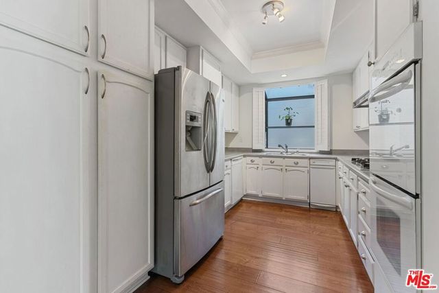 2031 S Bentley Avenue 107, Los Angeles, CA 90025