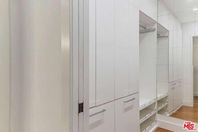 2031 S Bentley Avenue 107, Los Angeles, CA 90025