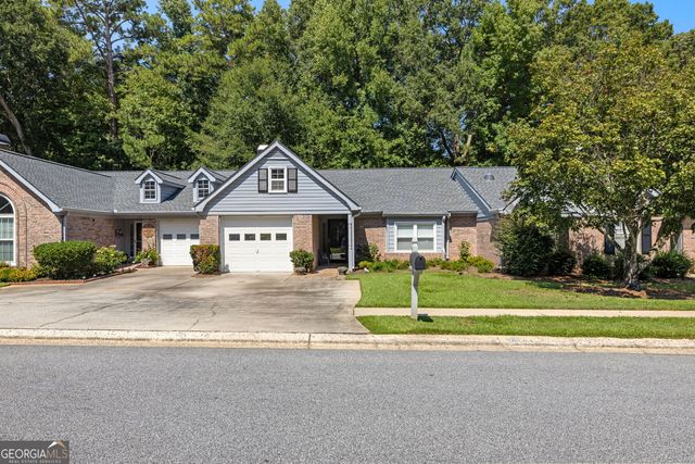 14 Dover Trail, Peachtree City, GA 30269