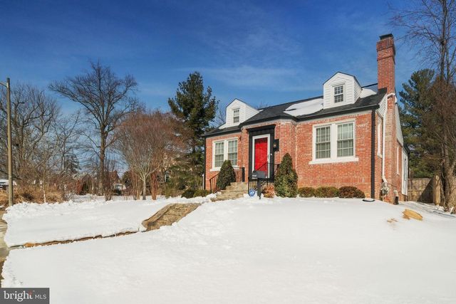 6070 WOOTEN DR, Falls Church, VA 22044