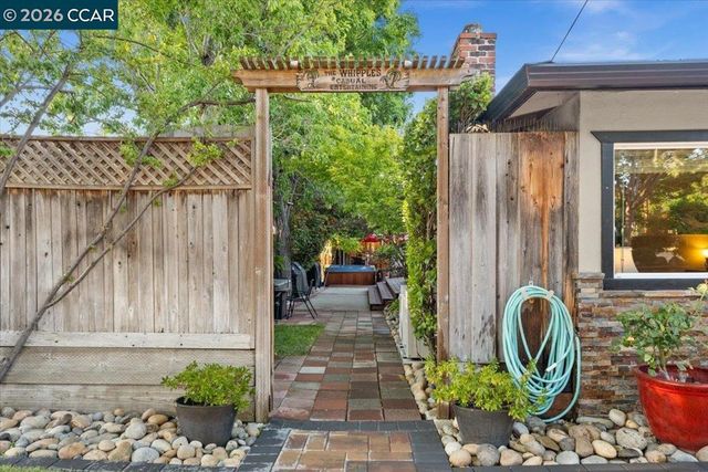 1770 3rd Ave, Walnut Creek, CA 94597