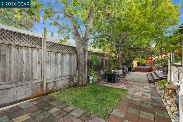 1770 3rd Ave, Walnut Creek, CA 94597