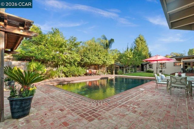 1770 3rd Ave, Walnut Creek, CA 94597
