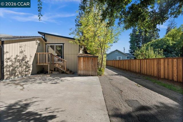 1770 3rd Ave, Walnut Creek, CA 94597