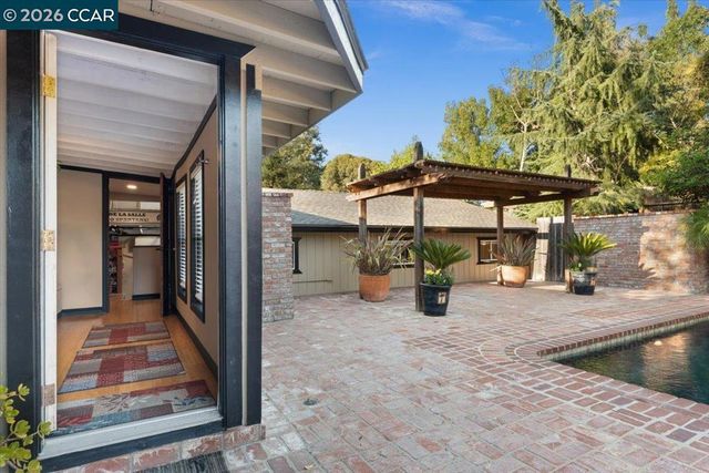 1770 3rd Ave, Walnut Creek, CA 94597
