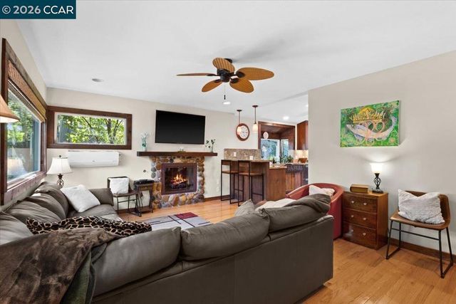 1770 3rd Ave, Walnut Creek, CA 94597