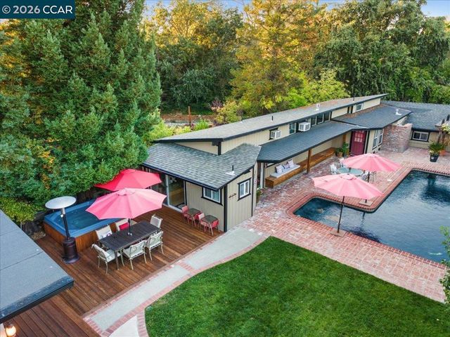 1770 3rd Ave, Walnut Creek, CA 94597