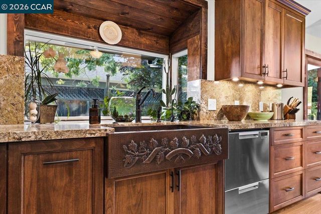 1770 3rd Ave, Walnut Creek, CA 94597