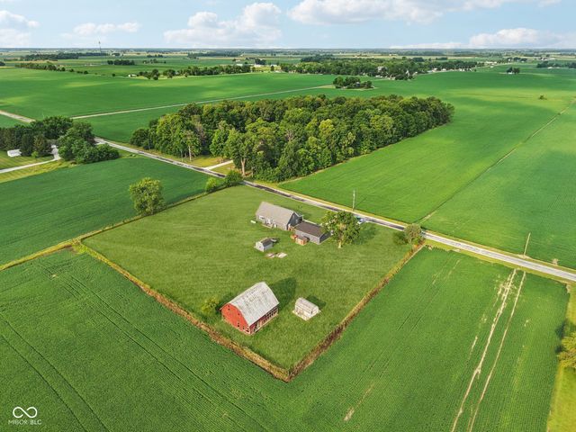 9503 S 600 E, Jonesboro, IN 46938