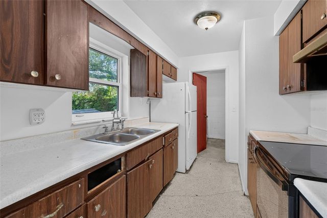 4923 BROOKMEADE DRIVE, Sarasota, FL 34232