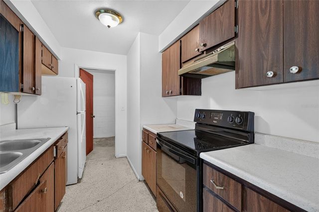 4923 BROOKMEADE DRIVE, Sarasota, FL 34232