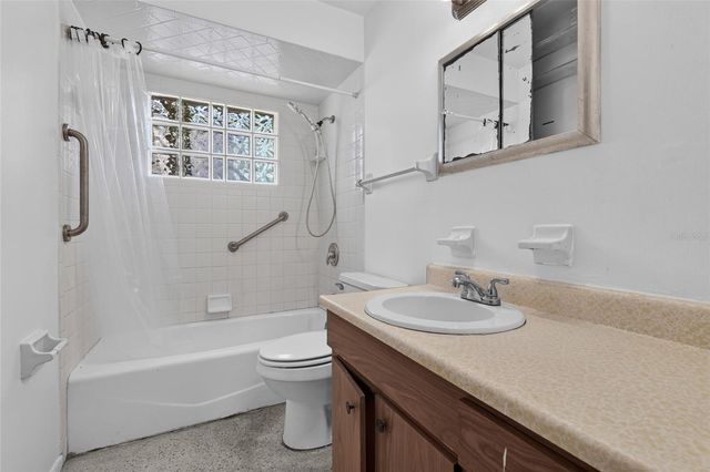 4923 BROOKMEADE DRIVE, Sarasota, FL 34232