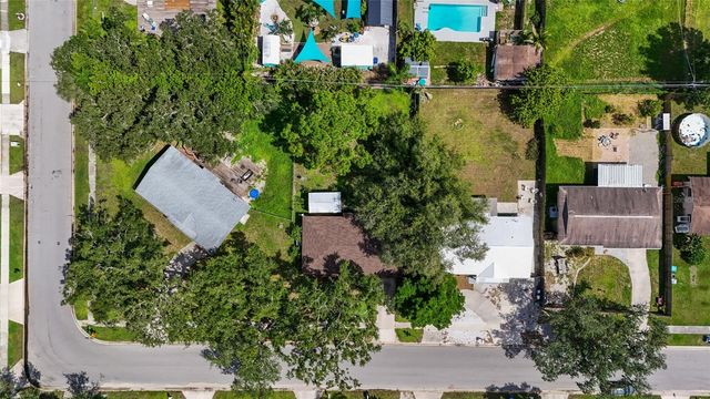 4923 BROOKMEADE DRIVE, Sarasota, FL 34232