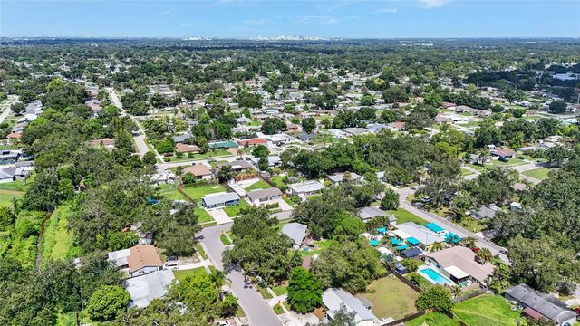 4923 BROOKMEADE DRIVE, Sarasota, FL 34232