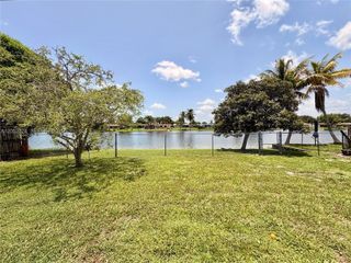 8220 NW 15th St, Pembroke Pines, FL 33024