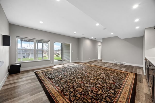 1518 38th Street SE, Cedar Rapids, IA 52403