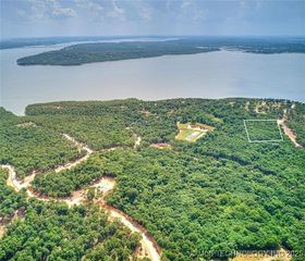 216 Patriot Pointe, Eufaula, OK 74432