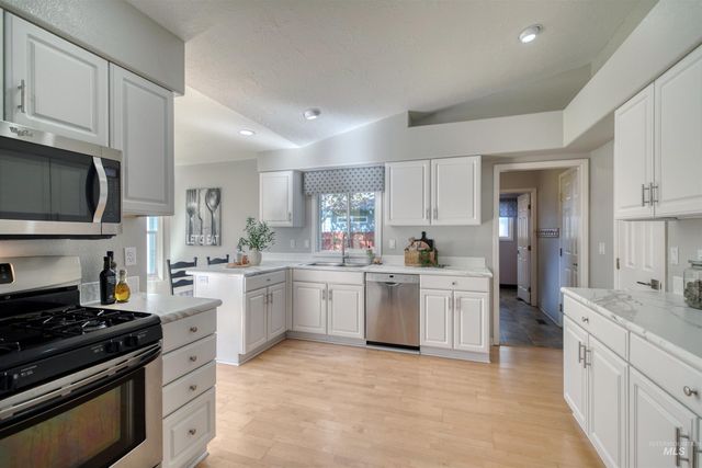 12047 W Patrina Dr, Boise, ID 83713