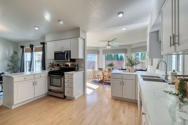 12047 W Patrina Dr, Boise, ID 83713