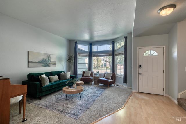 12047 W Patrina Dr, Boise, ID 83713