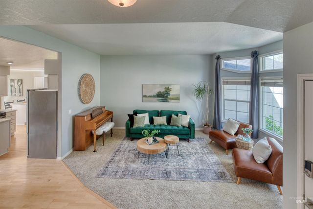 12047 W Patrina Dr, Boise, ID 83713