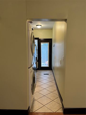 826 Blaylock Drive 2, Dallas, TX 75203