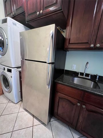 826 Blaylock Drive 2, Dallas, TX 75203