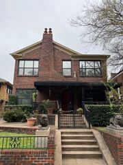 826 Blaylock Drive 2, Dallas, TX 75203