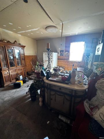 9964 E 400 N Road, Van Buren, IN 46991