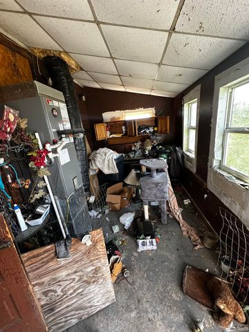 9964 E 400 N Road, Van Buren, IN 46991