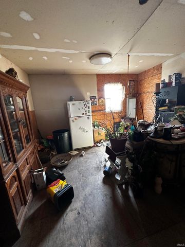 9964 E 400 N Road, Van Buren, IN 46991