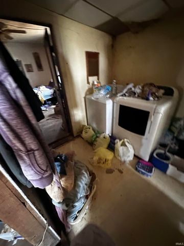 9964 E 400 N Road, Van Buren, IN 46991