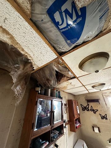 9964 E 400 N Road, Van Buren, IN 46991